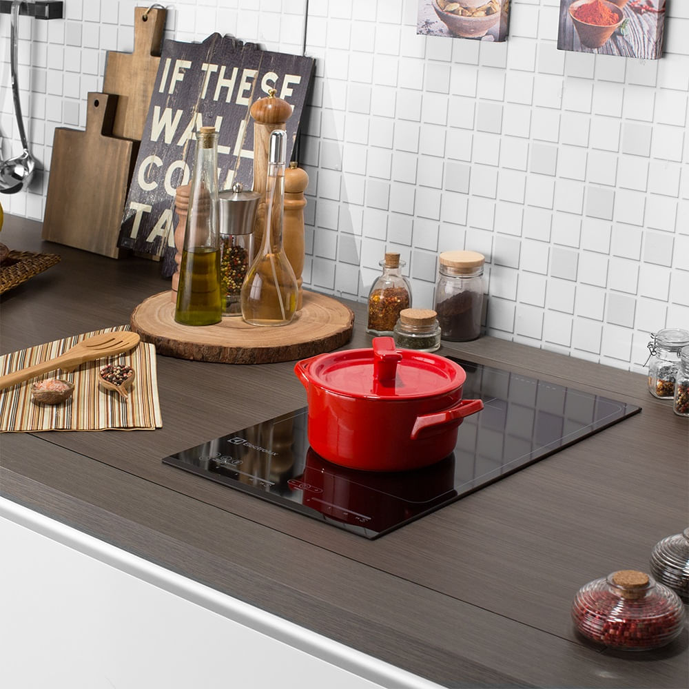 Cooktop Dominó 2 Bocas de Indução com painel touch Electrolux