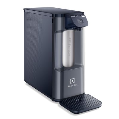 Water_Purifier_PE12A_Perspective_Electrolux_Portuguese